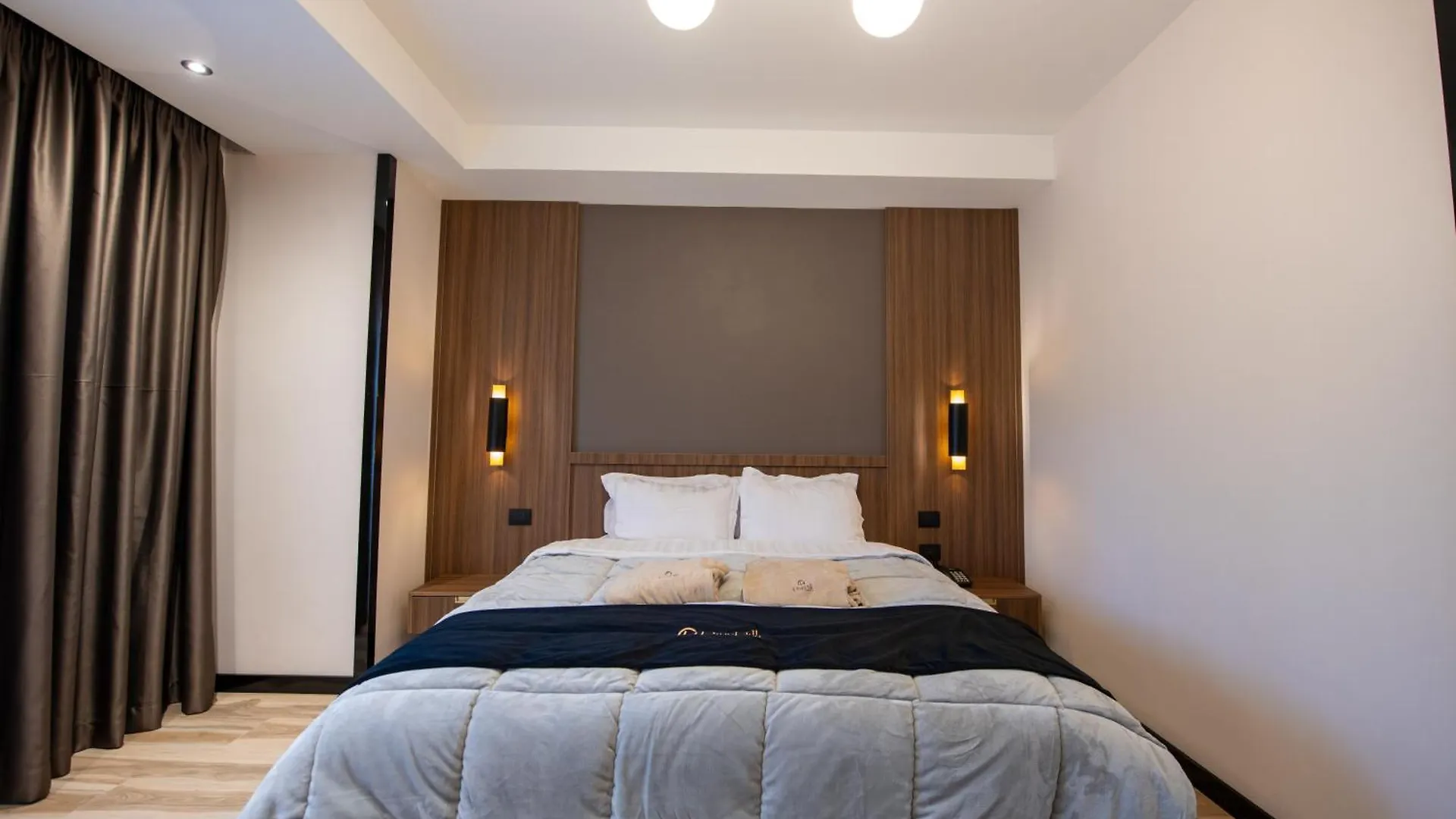 Pinehill Hotel, Restaurant , Pool & Spa - Razëm
