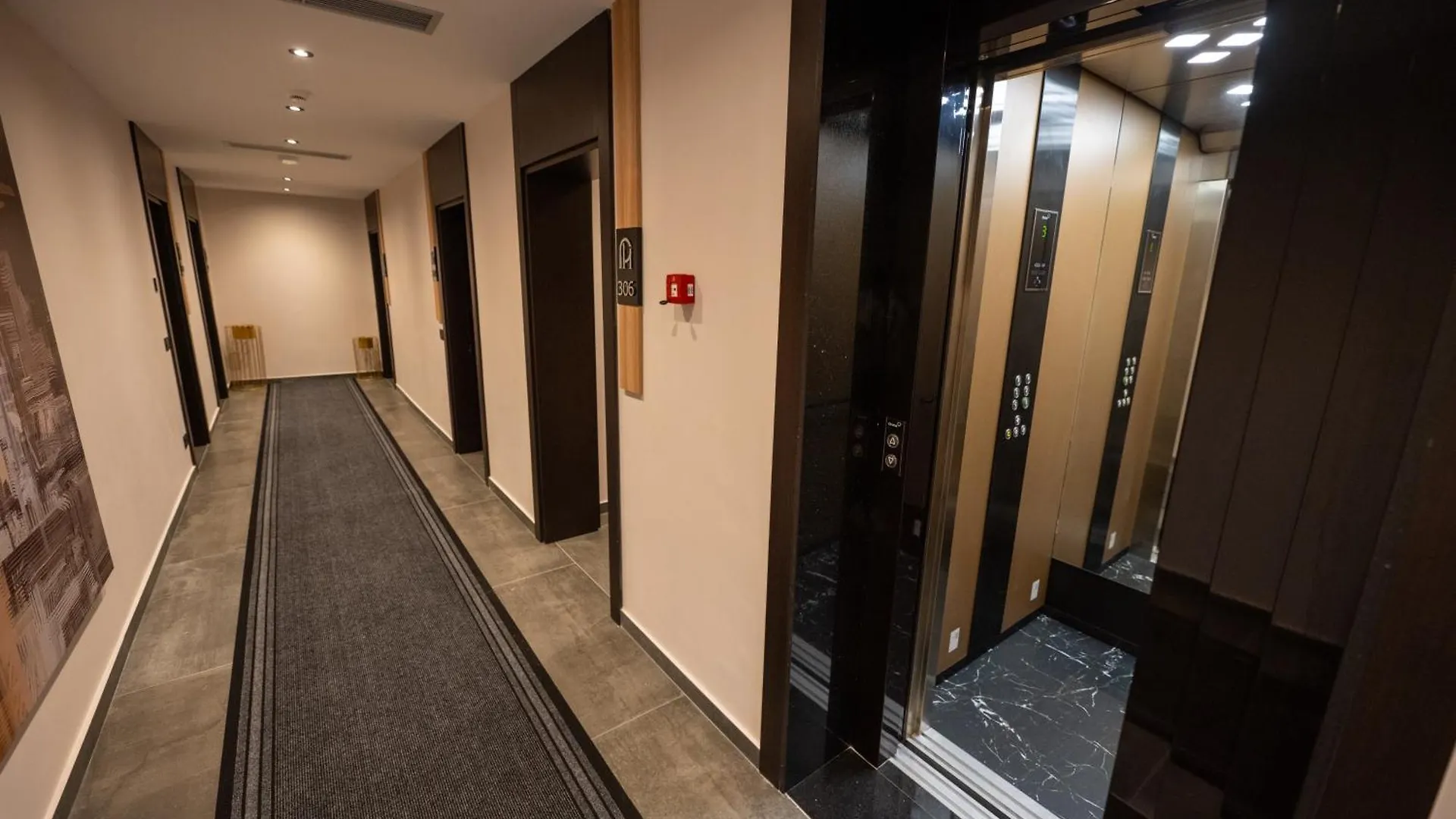 Pinehill Hotel, Restaurant , Pool & Spa - Razem Hotel